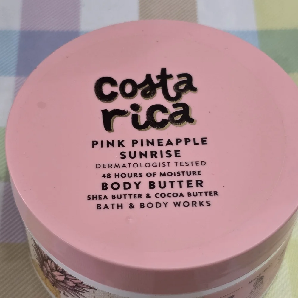 Bath Body Works Pink Pineapple Sunrise & Waikiki Beach Coconut Body Butter Set - Picture 6 of 7